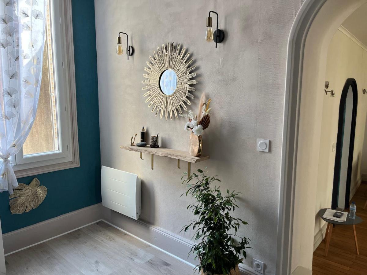 Les Avatars Apartment Saint-Amand-Mont-Rond Bagian luar foto