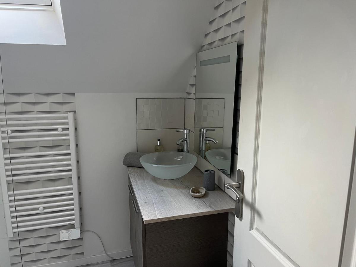 Les Avatars Apartment Saint-Amand-Mont-Rond Bagian luar foto